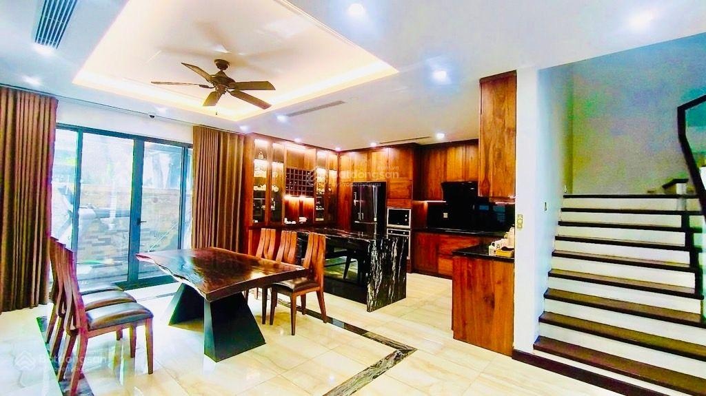 Bán nhà kđt Gamuda Garden, view vườn hoa, mặt tiền rộng, nhà đẹp ở ngay