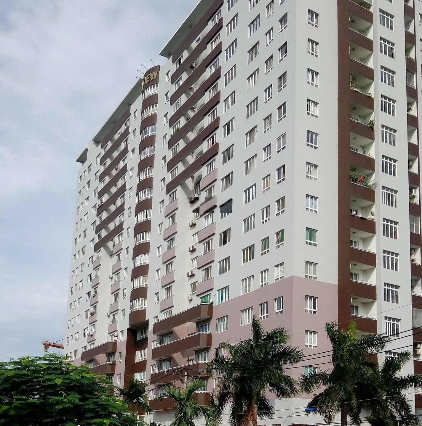 Chính chủ bán shophouse + căn hộ, 202m2. Trệt, lầu 1, ngang 13,8 m, lầu 1: 3PN + bếp + P khách. SHR