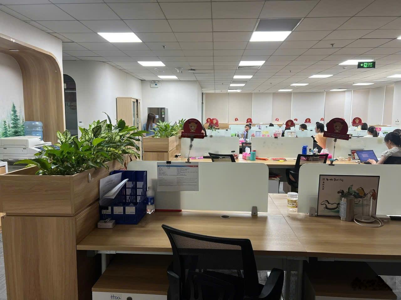 Cho thuê văn phòng sẵn nội thất tại Vinaconex Tower, Láng Hạ, Đống Đa, giá 350k/m2