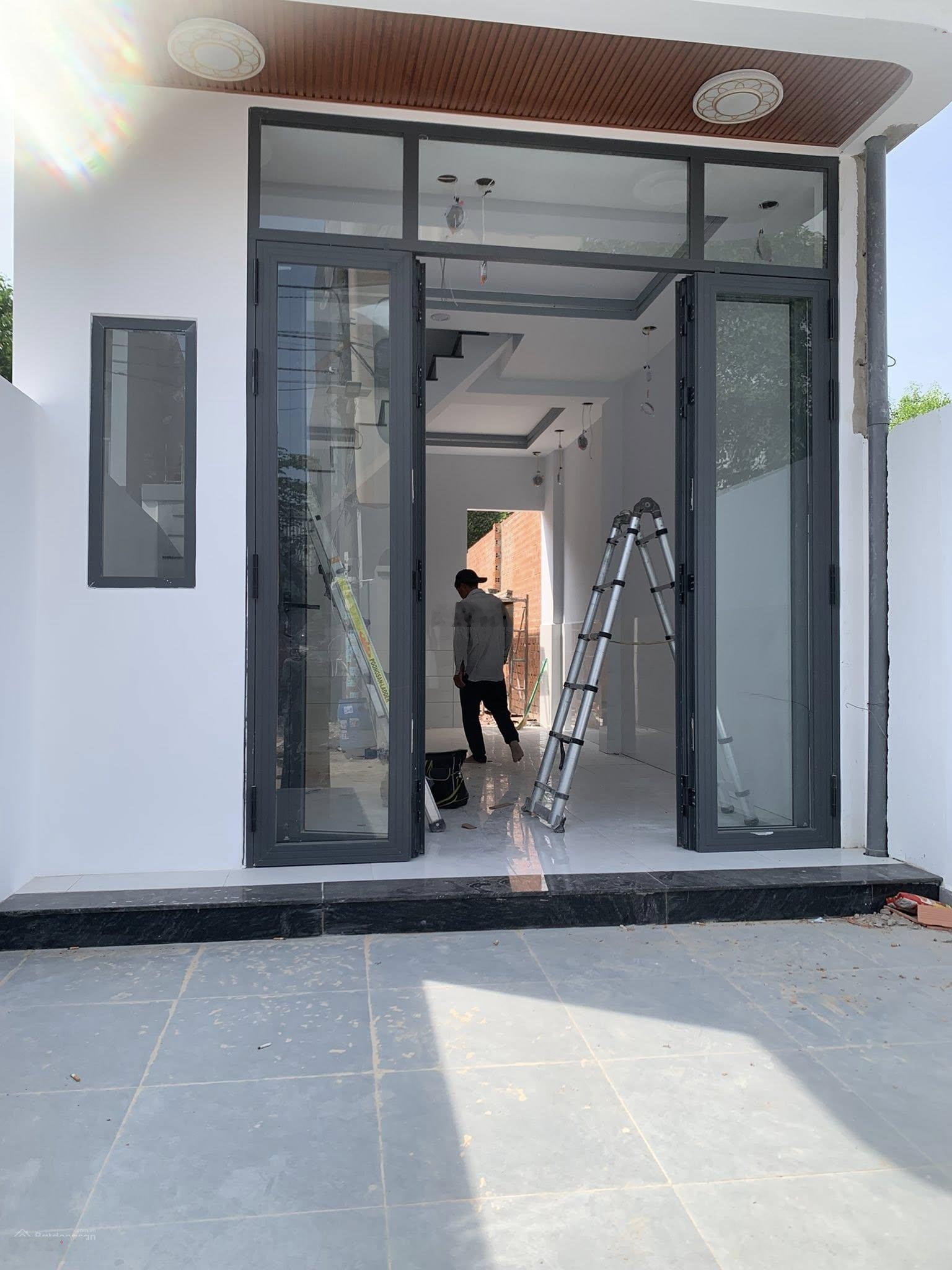 Nhà cách cầu Vượt Linh Xuân 500m. Quá đẹp cho vị trí, đường 6m