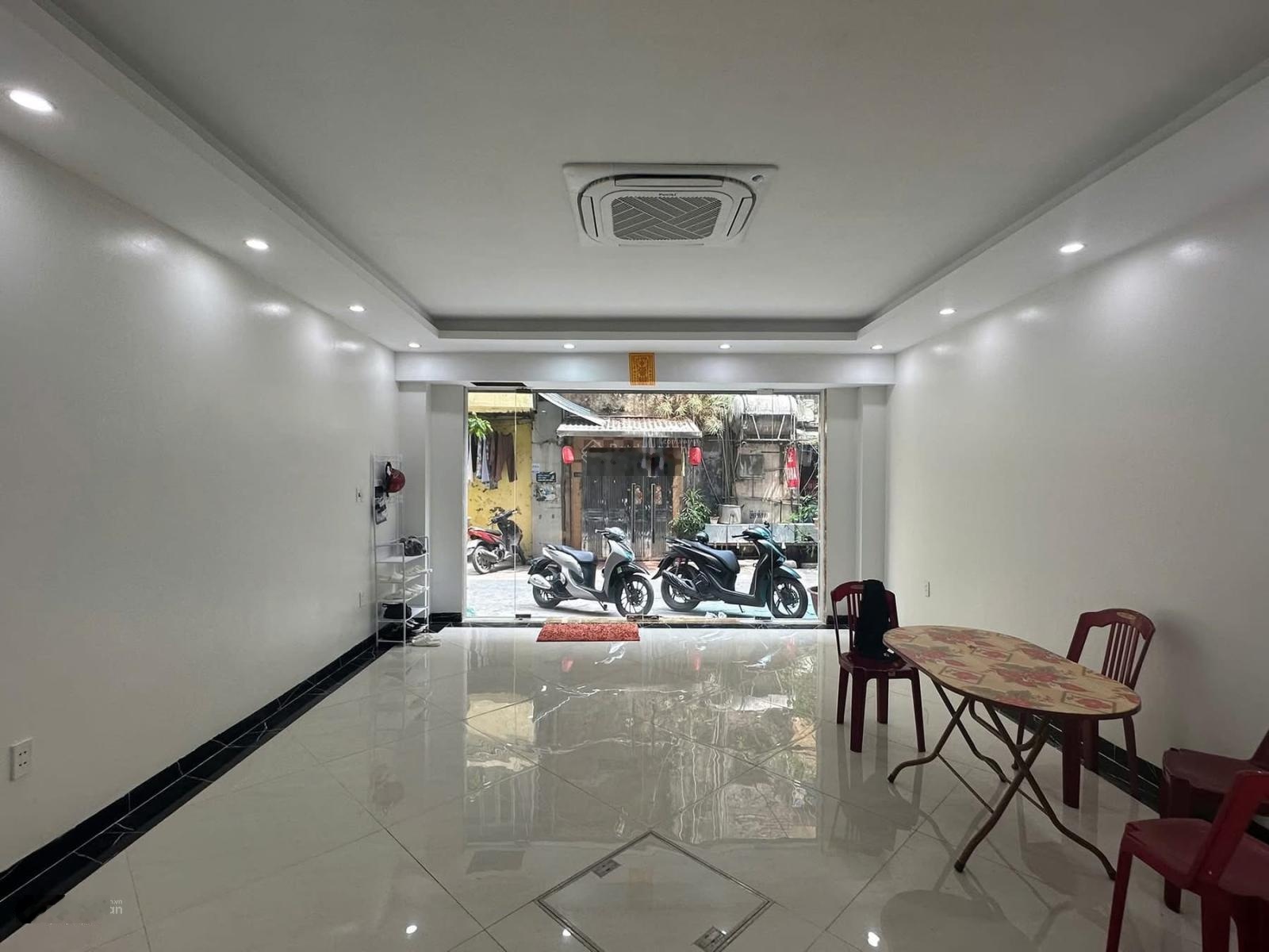 Phân Lô Oto Vào Nhà Phố Giảng Võ 7 Tầng Thang Máy DT:50/58m MT:5,2m Xây Mới Kinh Doanh Gì Cũng Đẹp