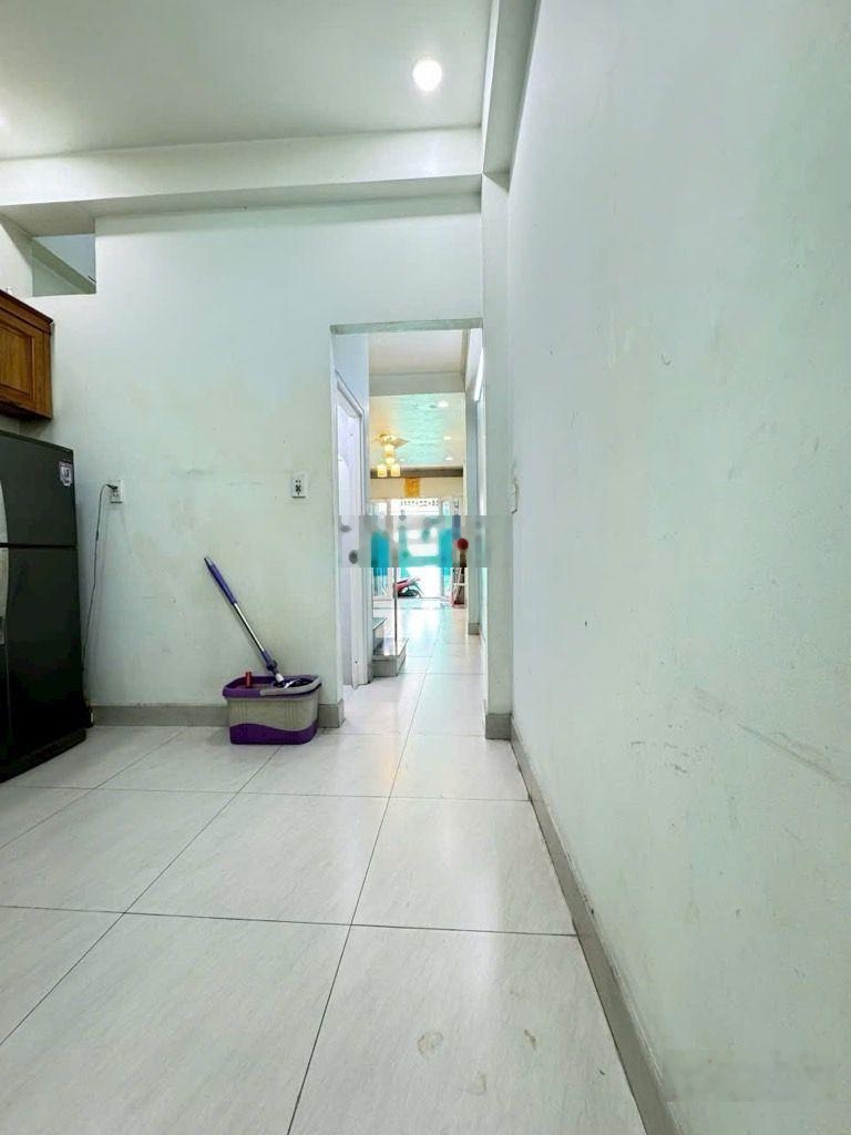 Bán Nhà 4PN, 3WC, 30m2, giá cực chất 3,9 tỷ tại Nguyễn Văn Linh, Q7, HCM