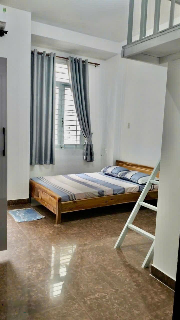 CHDV Nguyễn Đình Chiểu - Cao Thắng - Q.3 full nội thất mới