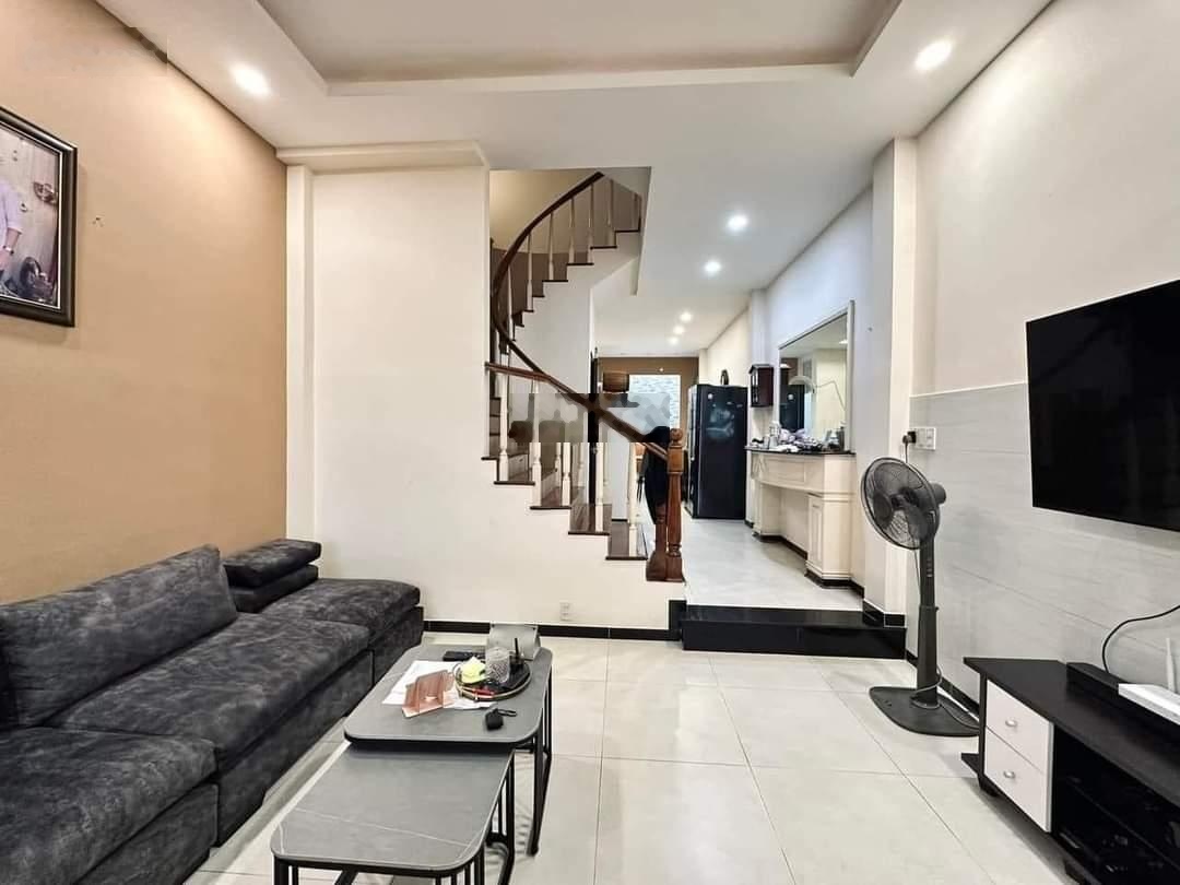 Bán nhà đường Tăng Nhơn Phú, Phước Long B Quận 9