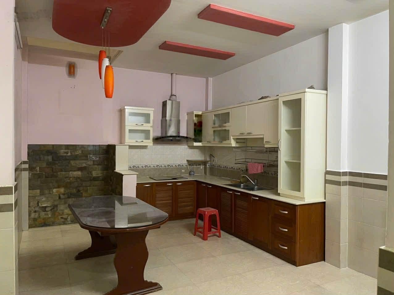 Nhà cho thuê nguyên căn 15/66 Hoàng Hoa Thám, P13, Quận Tân Bình