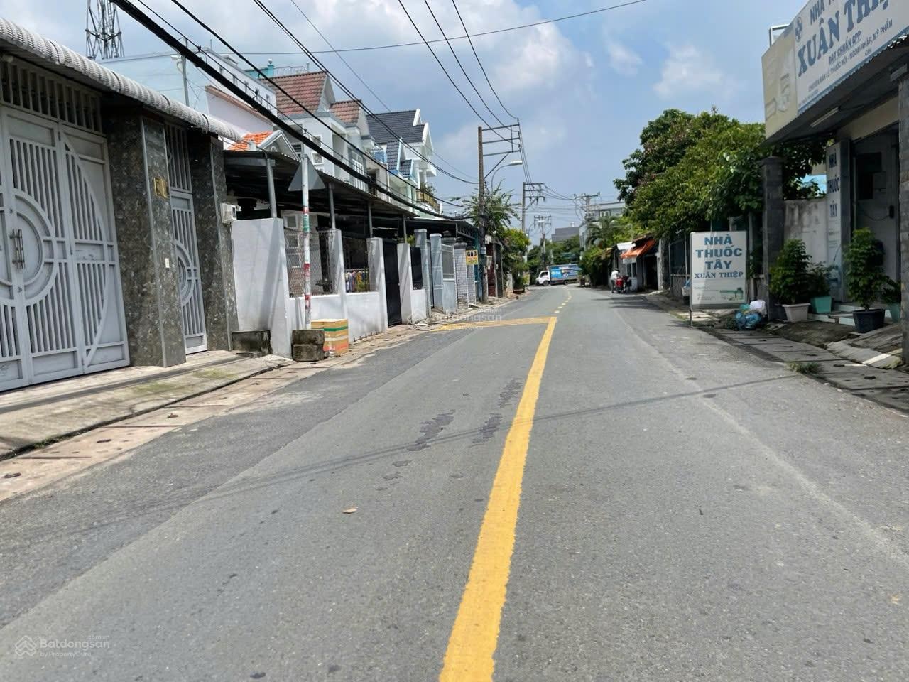 Bán đất mặt tiền Tân Xuân 1 Hóc Môn, 8x25m, sát Lê Thị Hà