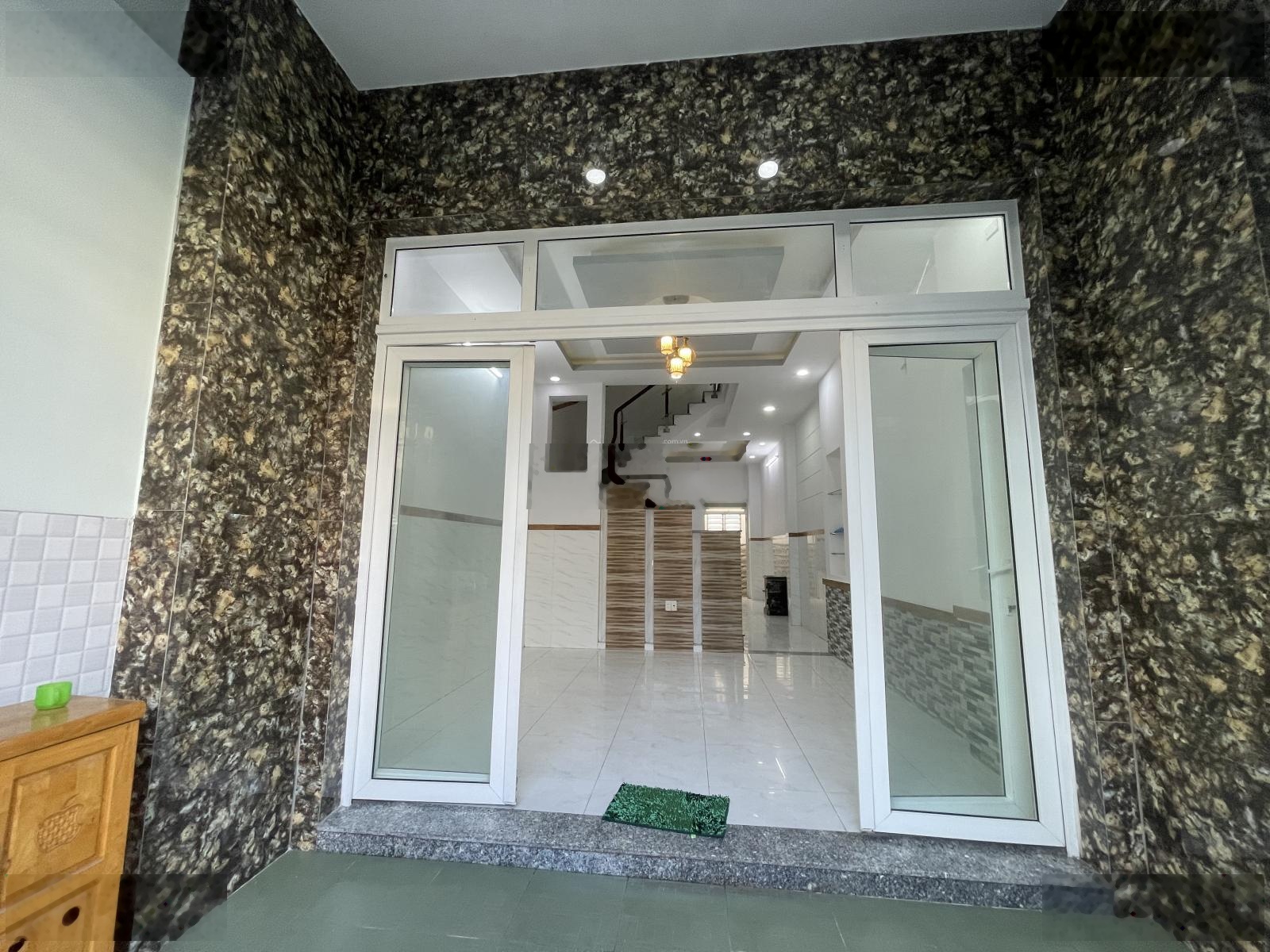 Chính chủ cần bán nhà phố 1/ Đông Bắc, Q12, xây ở tâm huyết, nội thất xây hàng xịn, cao cấp