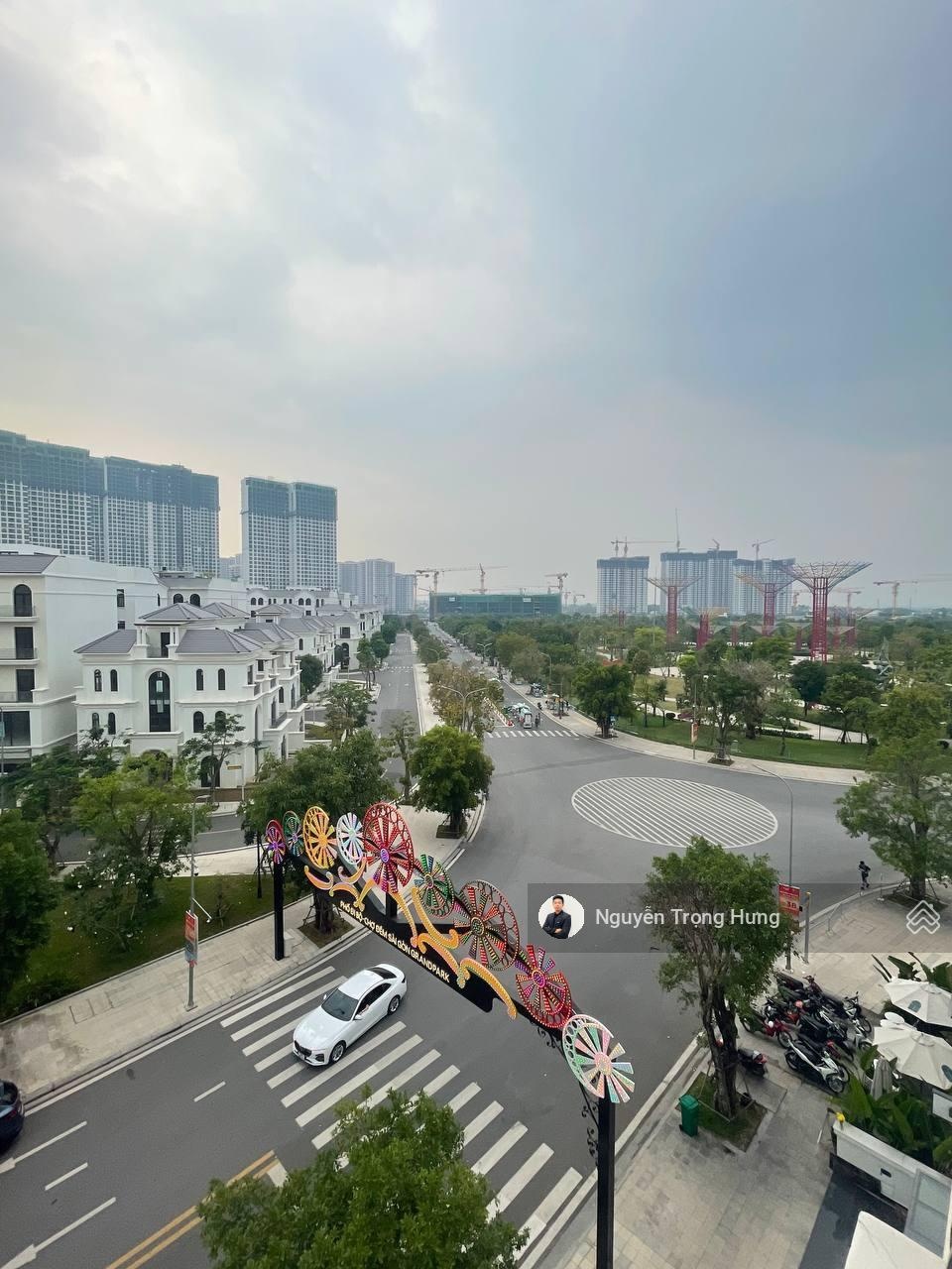 Cho thuê tầng trệt nhà phố Manhattan Vinhomes Grand Park 0903257578