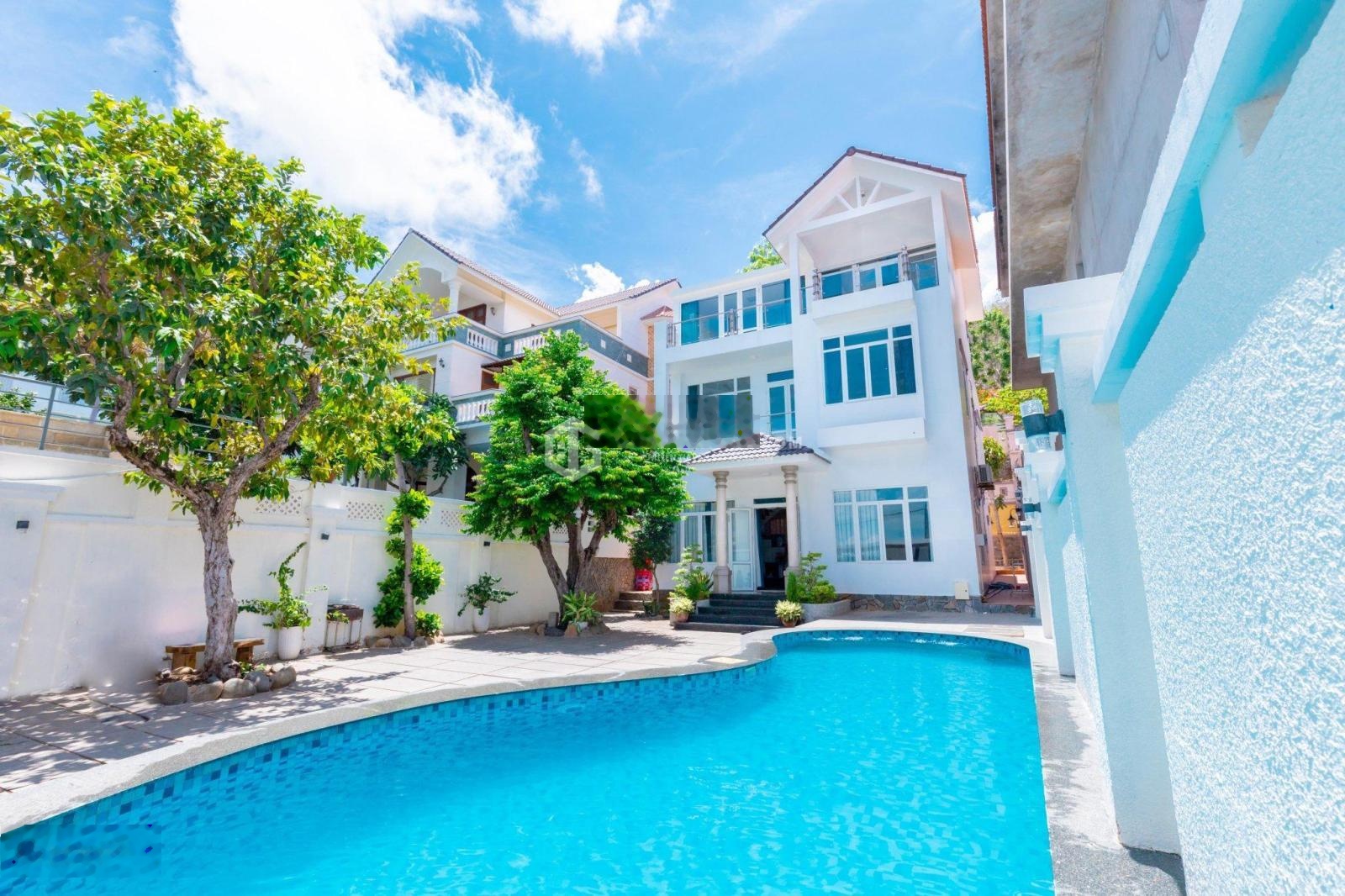 Bán Biệt Thự View Biển Bãi Dâu Trần Phú Phường 5 (DT: 505m2) + Sổ Hoàn Công + Giá Cực Tốt 33 tỷ 5