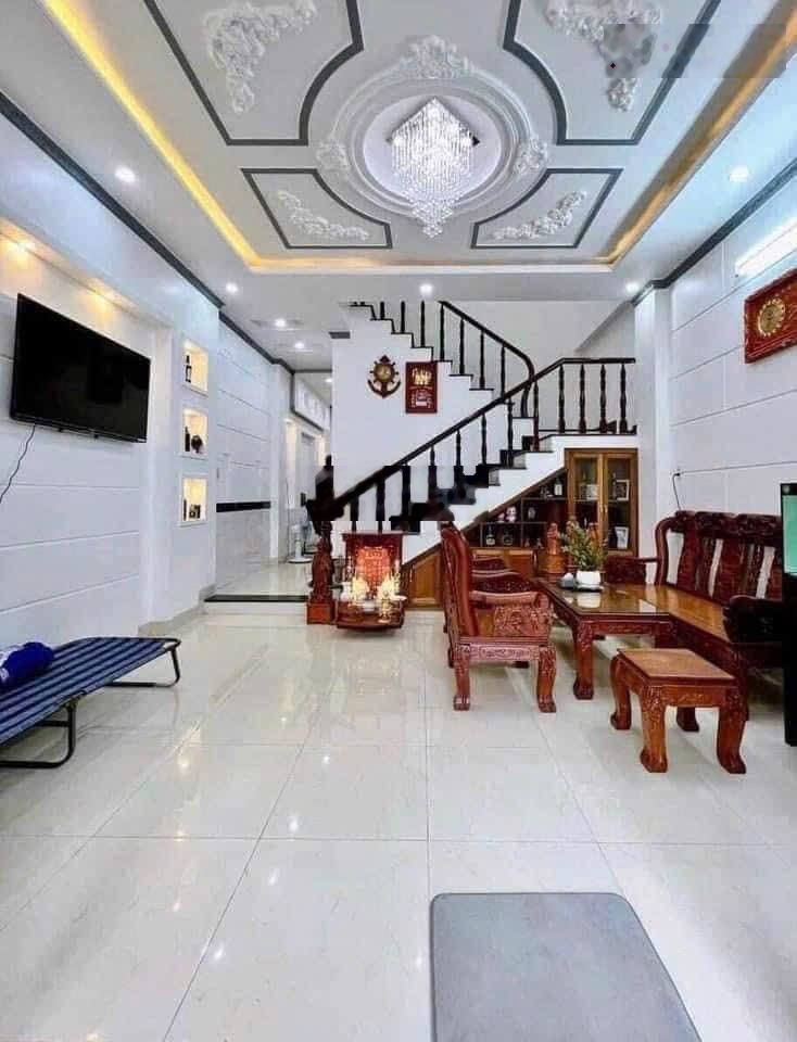 Nhà bán (chính chủ) SHR hẻm xe hơi Đ. Tân Túc, Bình Chánh