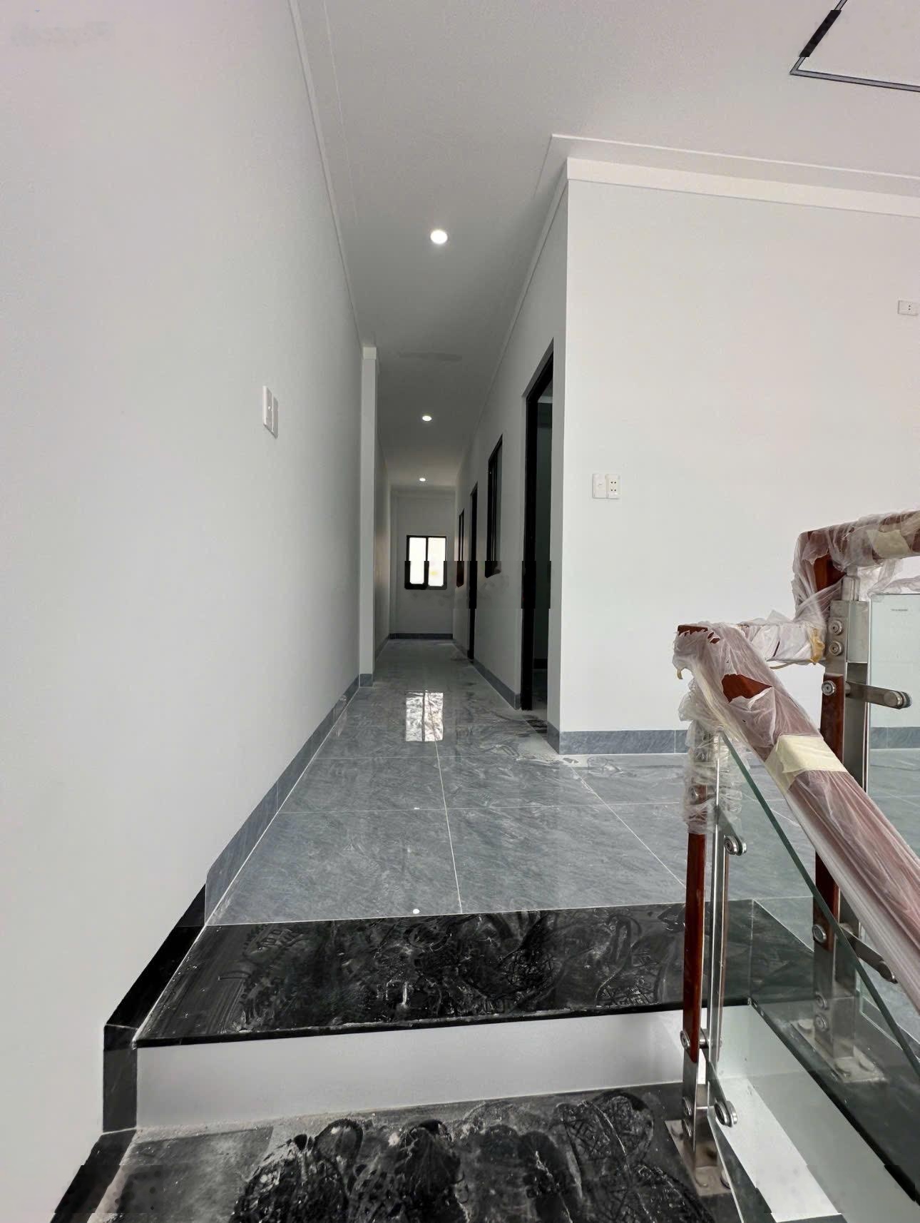 Bán nhà đường Bùi Thanh Khiết, Tân Túc, Bình Chánh. Nhà 1 trệt 1 lửng 80m2, hẻm 1/đường 4m