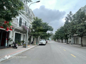 Bán shophouse giá tốt ( giá cắt lỗ ) trục thông 10,6m tại Cẩm Bình, Cẩm Phả, Quảng Ninh,