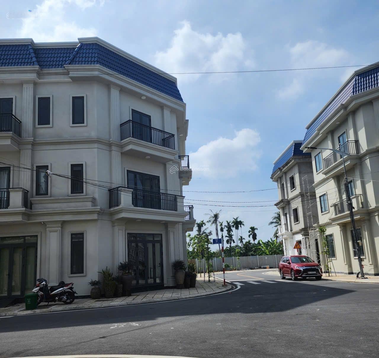 Bán Nhà Phố tại Nguyễn Chí Thanh,TP.HCM giá tốt chỉ với 3,95 tỷ, 82m2