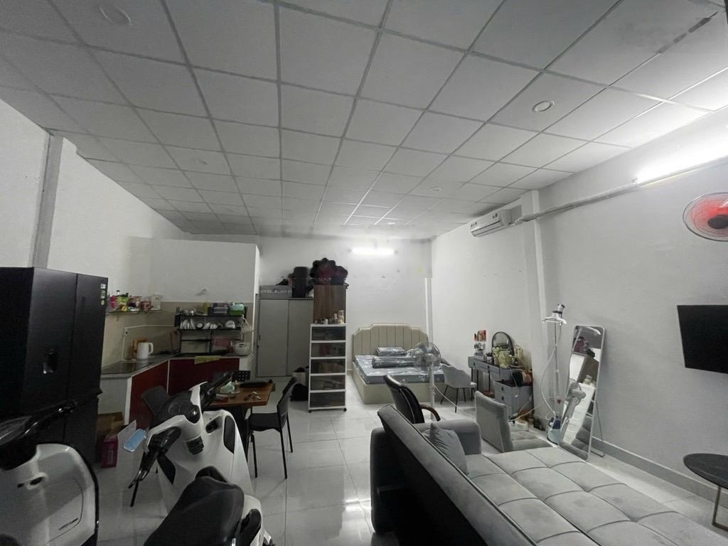 Nhà dt 6,2 x 11m - đường số 42 bình trưng đông - bán 7.3 tỷ