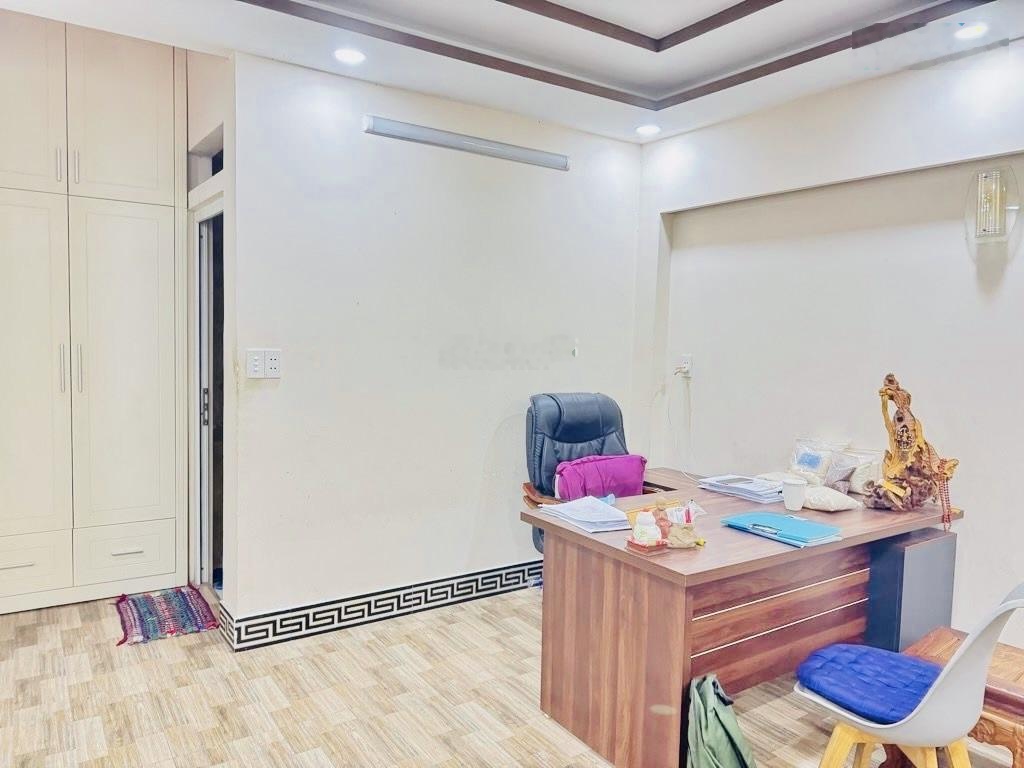 Mặt Tiền Kinh Doanh - QUANG TRUNG, GÒ VẤP - Gần chợ HẠNH THÔNG TÂY - 4mx15m - 4 Tầng - Vừa Ở Vừa KD