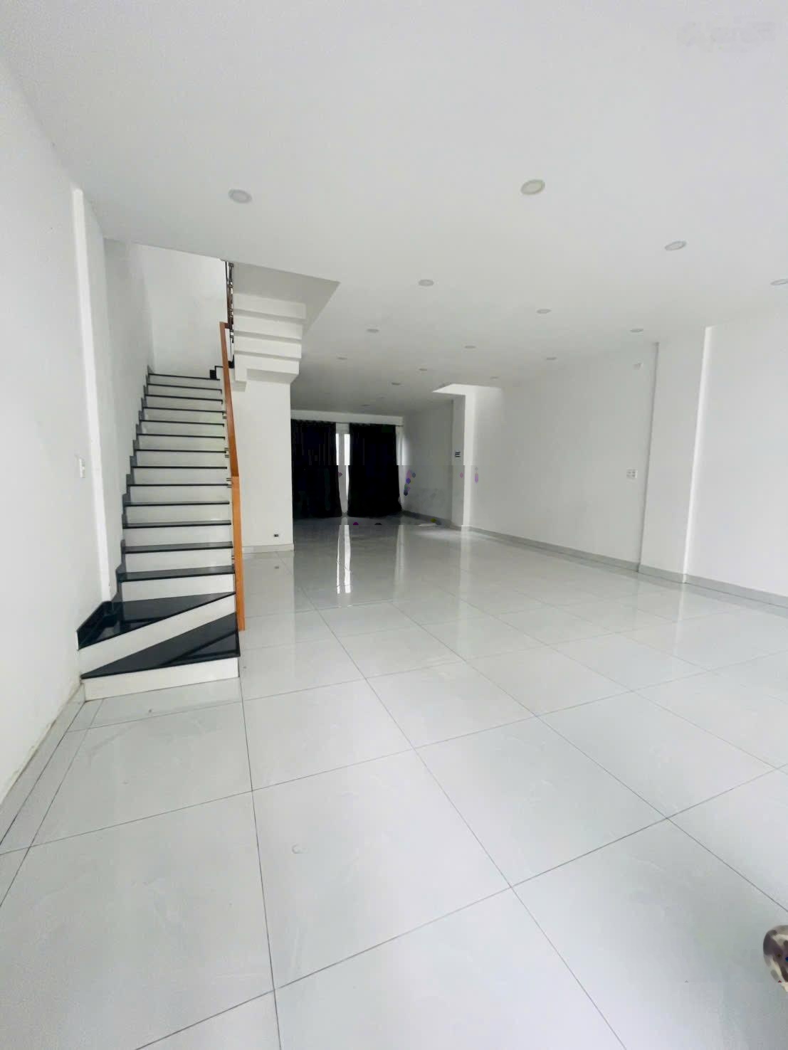 Cho thuê mặt bằng kinh doanh , VP công ty , hoặc ở ngay khu Khang An, Liên Phường, Q9