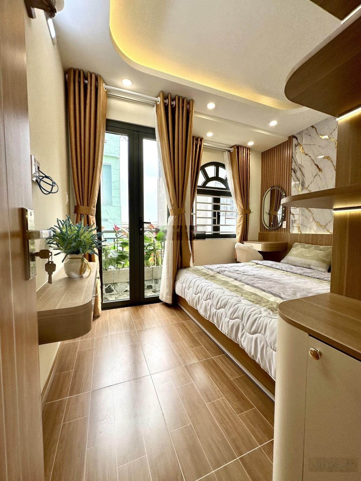 Nhà mới đẹp 4 tầng- full nội thất - sổ a4 - cách 2 căn ra xe tải chạy - 5.75 tỷ