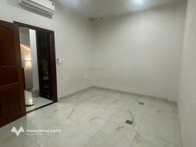 Cho thuê mặt bằng Văn phòng mặt đường xe hơi