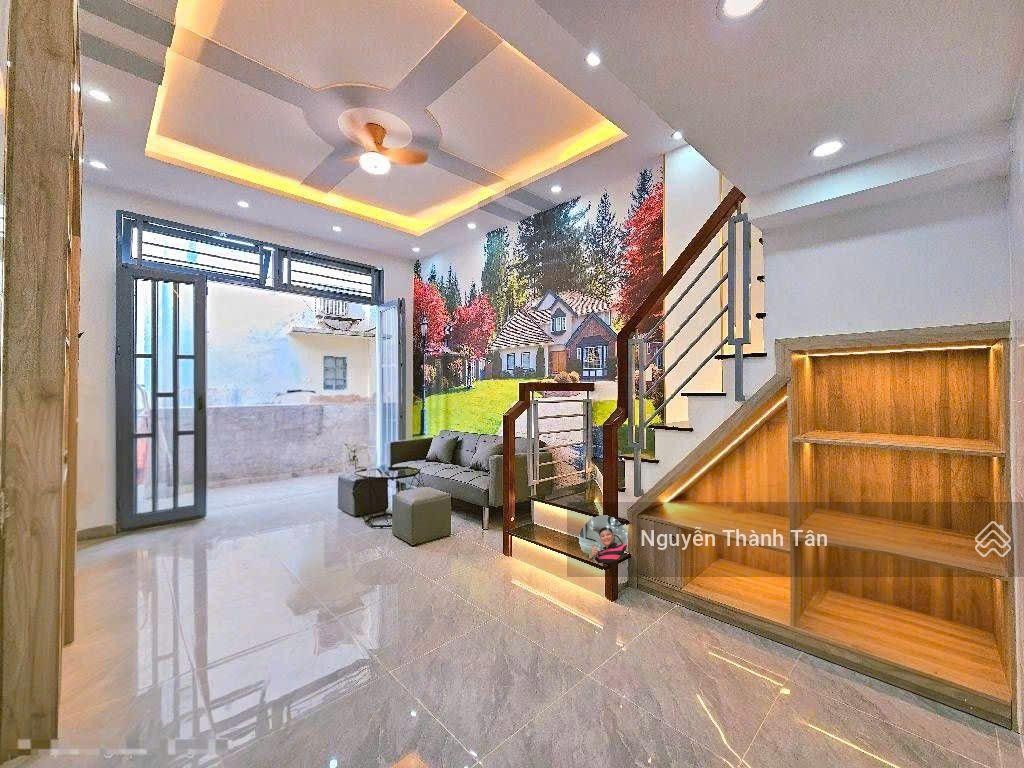 4 Tỷ- Nguyễn Văn Nghi - 35m2 - 4 phòng ngủ - Hẻm Ba Gác Đẹp- Ở Ngay Đón Tết