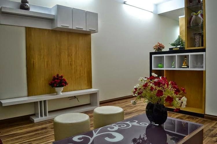 Bán gấp LK đẹp tại Mễ Trì Thượng, 25 tỷ, 75.2m2 đường oto đánh võng sổ đỏ cất két, mặt tiền 4,36m