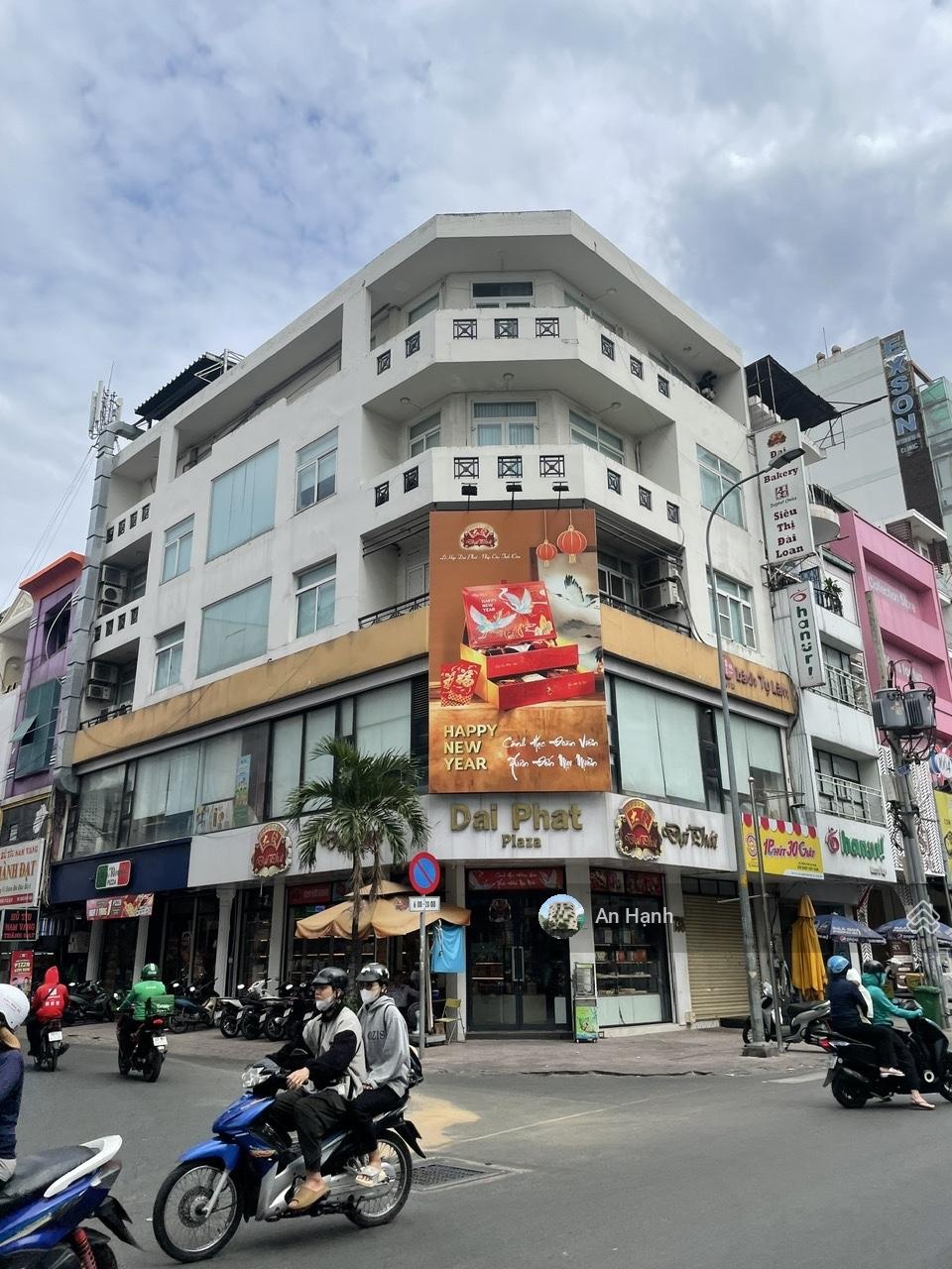 Siêu vị trí! Góc 2 mặt tiền Đề Thám, Quận 1. DT 15 x 12(166m2) 4 tầng - HĐT 150 triệu - Giá 47 tỷ