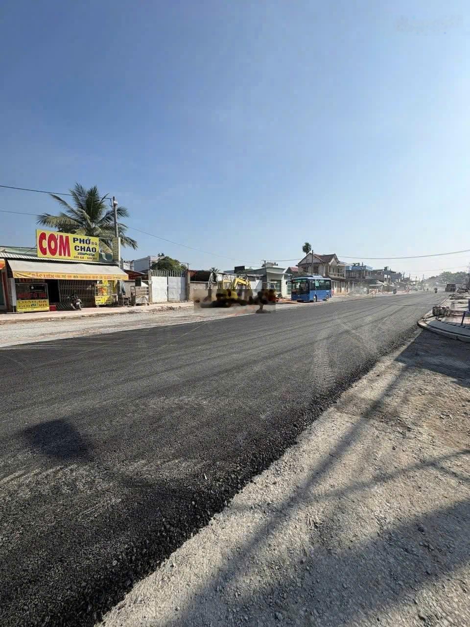 Bán nhà mặt tiền Đường Ích Thạnh, 7,49 tỷ, 81 m2, giá tốt, KD mọi ngành nghề