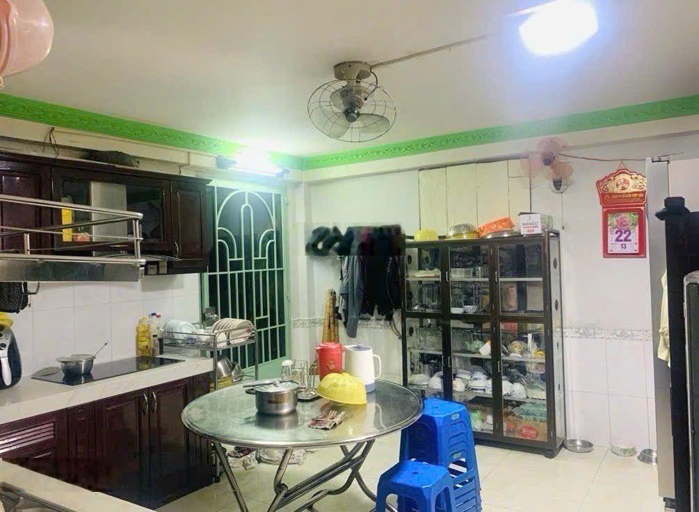 Bán nhà mặt tiền kinh doanh Bông Sao P5 Q8 5 tầng hàng hiếm, 4.3 x 16m, 5 tầng BTCT