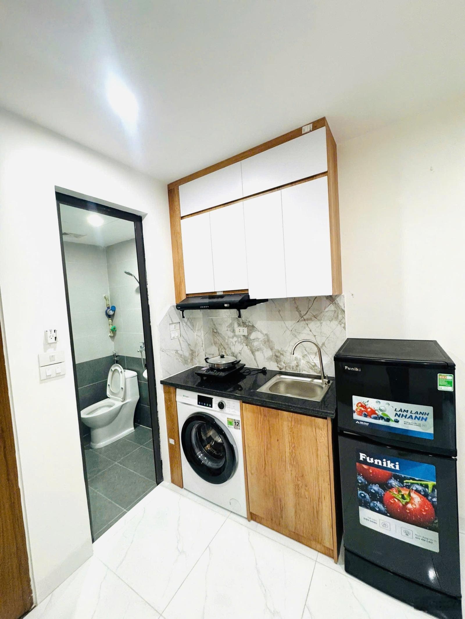 Cho thuê nhà trọ tại Ngõ 90 Hoa Bằng, 5,8 triệu, 30 m2, Chính chủ, nội thất đầy đủ