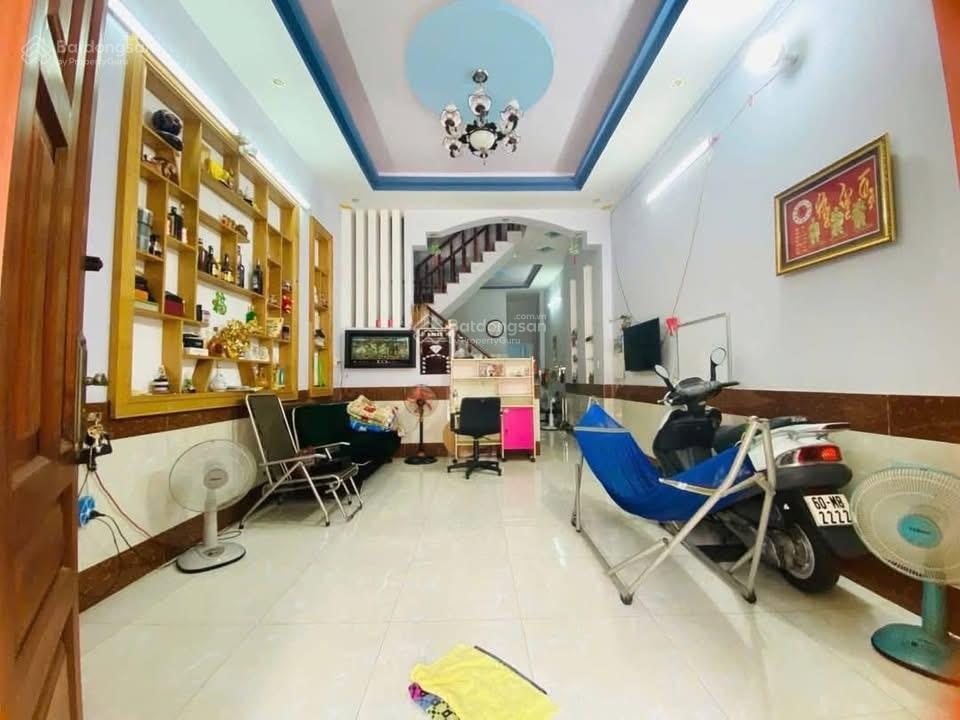 Nhà Lầu Sổ Hồng Riêng Ngã Ba Cây Điệp Dĩ An 78m 4PN Gần Chợ Trường Học Giá Tốt ở ngay.