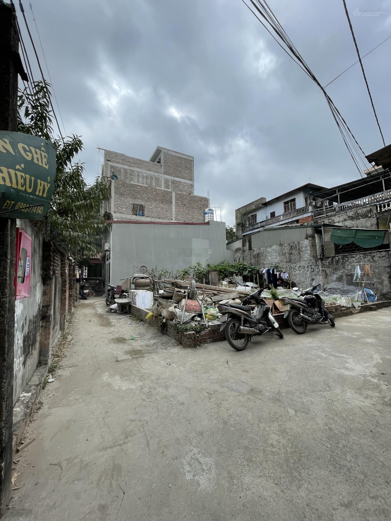 Lô đất 40m ô tô hiếm còn sót lại.. lô góc-gần phố mặt tiền rộng