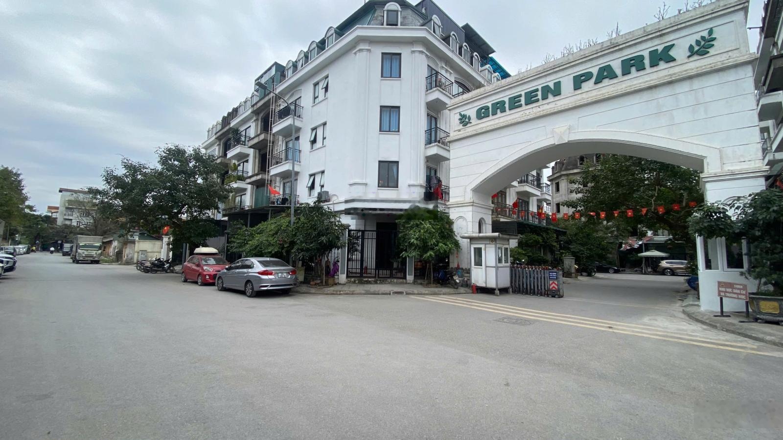 Chính Chủ cần tiền bán gấp căn góc LK Green Park DT 100m2 DTXD 300m2,giá 27,5 tỷ . LH: 0987788878