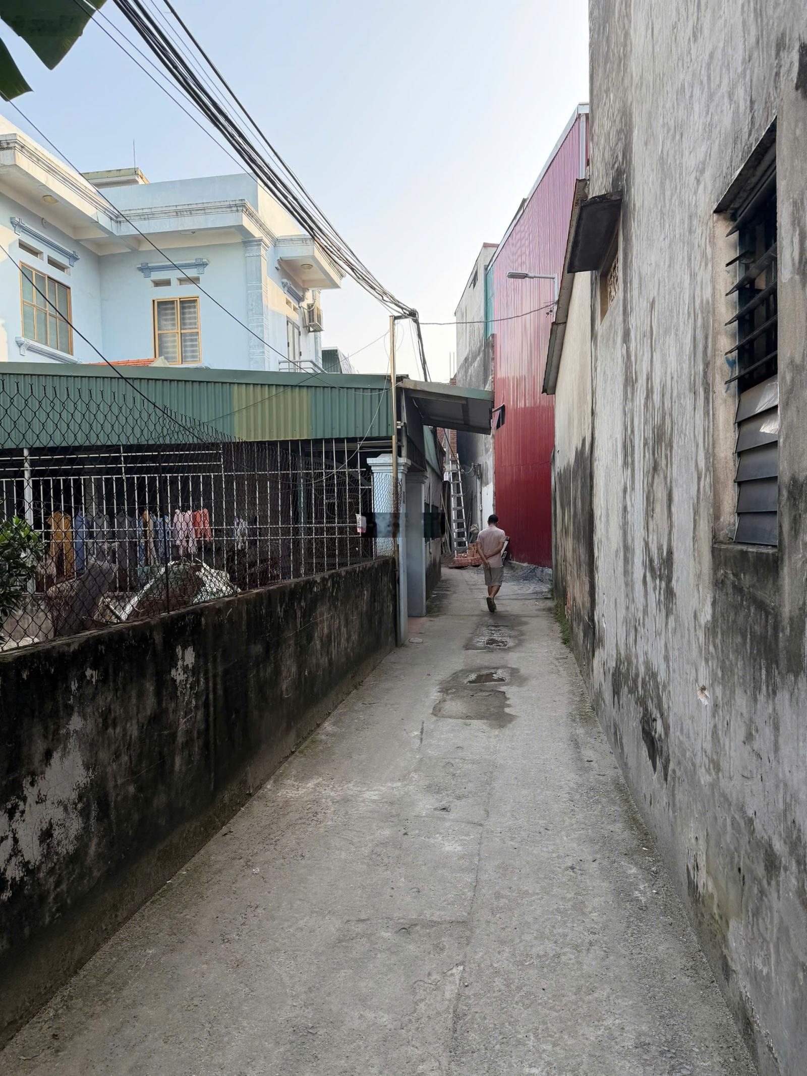 Chính chủ gửi bán 52m đất đặng xá hàng xóm khu đô thị đặng xá giá chỉ 3,7 tỷ