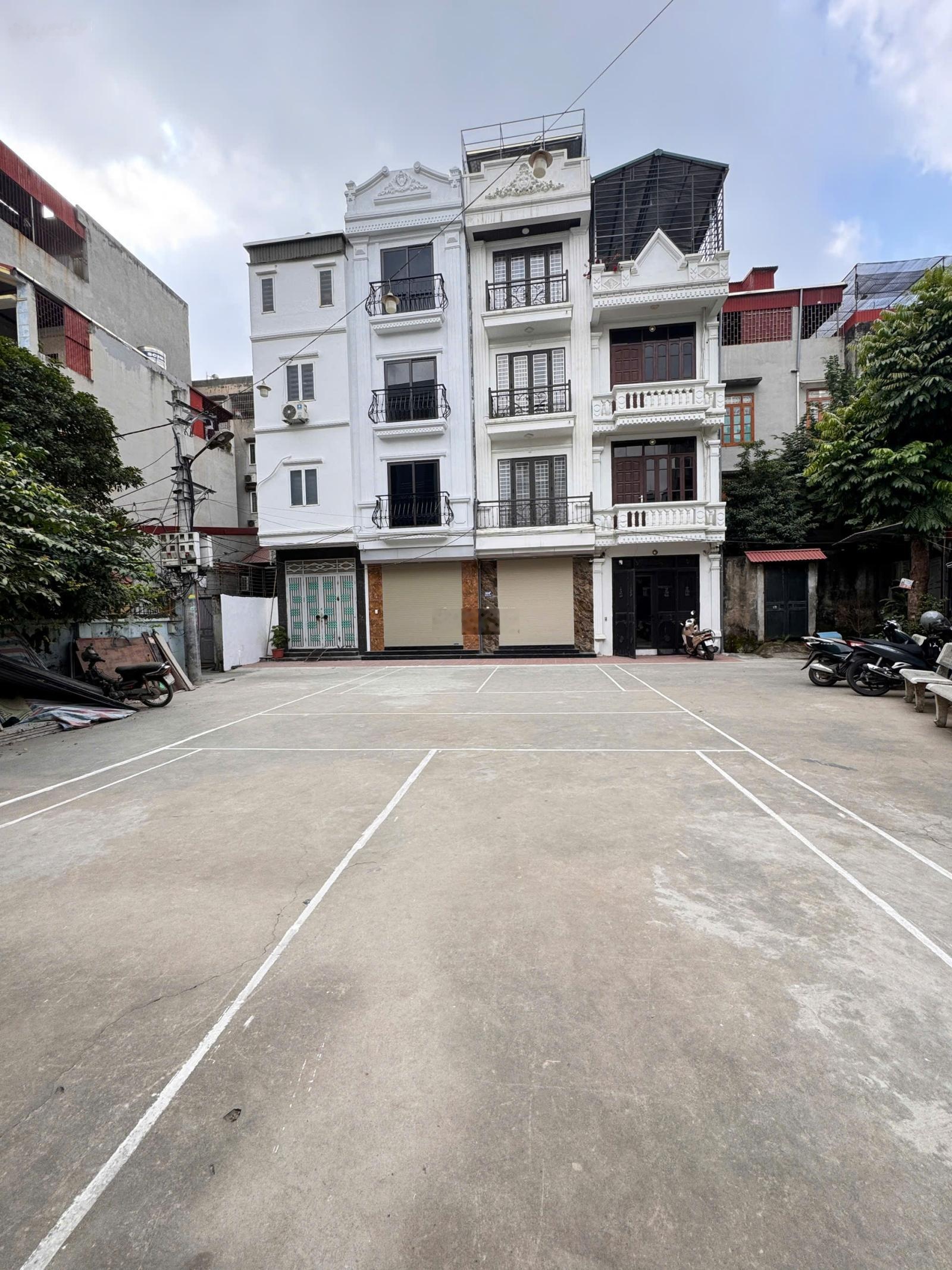 Chính chủ bán nhà phân lô Ngô Quyền Hà Đông, view sân bóng, ô tô đỗ cửa 40m² x 4T giá 9,2 tỷ