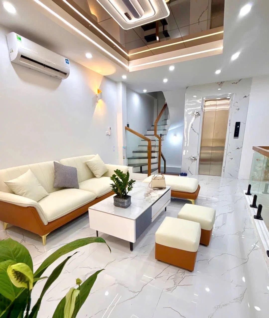 Bán nhà Tô Hiệu Hà Đông, DT 38m2 6 tầng thang máy hơn 10 Tỷ, ngõ 3 gác thông, cách phố 20m