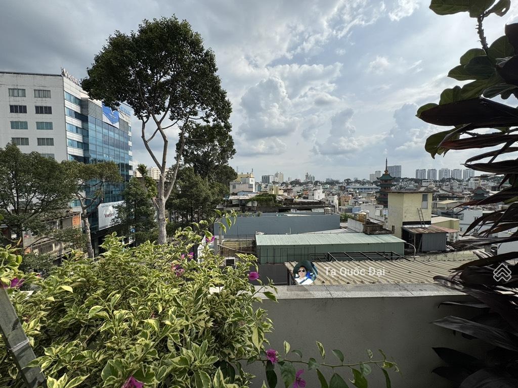 Quận 10 - mặt tiền Ngô Gia Tự - giảm sâu 4.6 tỷ - 7 tầng thang máy - 40.1m2 - 21 tỷ