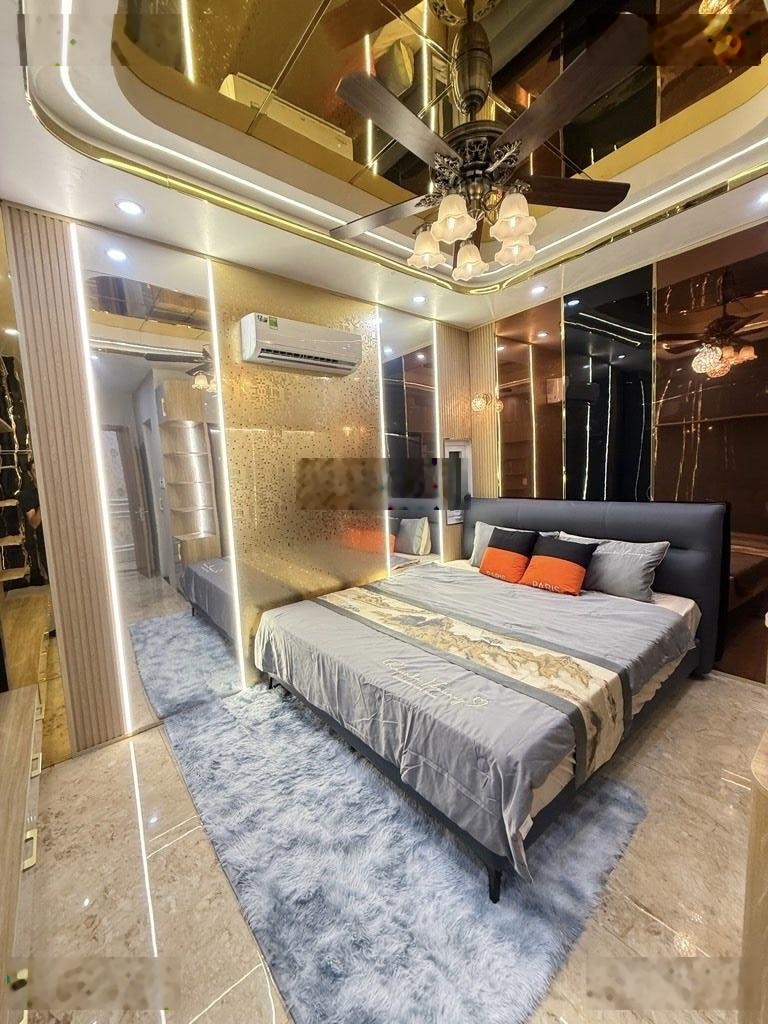 Bán biệt thự CMT8 Tân Bình - 2 tầng 98m2 HXH - Giáp Quận 10 - 12 tỷ3