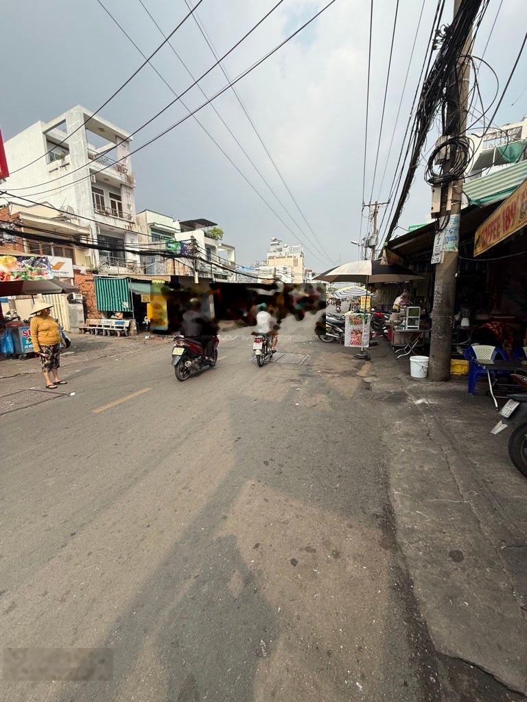 Căn hộ dịch vụ - hẻm xe hơi bùi minh trực - gần trung tâm hành chính quận 8 - 5 tầng - dt: 5m x 20m