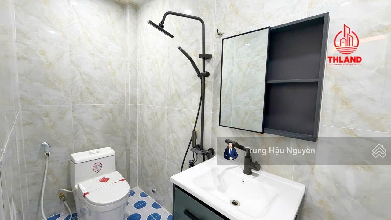 Nhà 2 mặt tiền hẻm Hai Bà Trưng kế chợ 30/4 Rạch Giá. Lộ ô tô 3m, 4.7x18m, 2 tầng, 3 ngủ 3 toilet