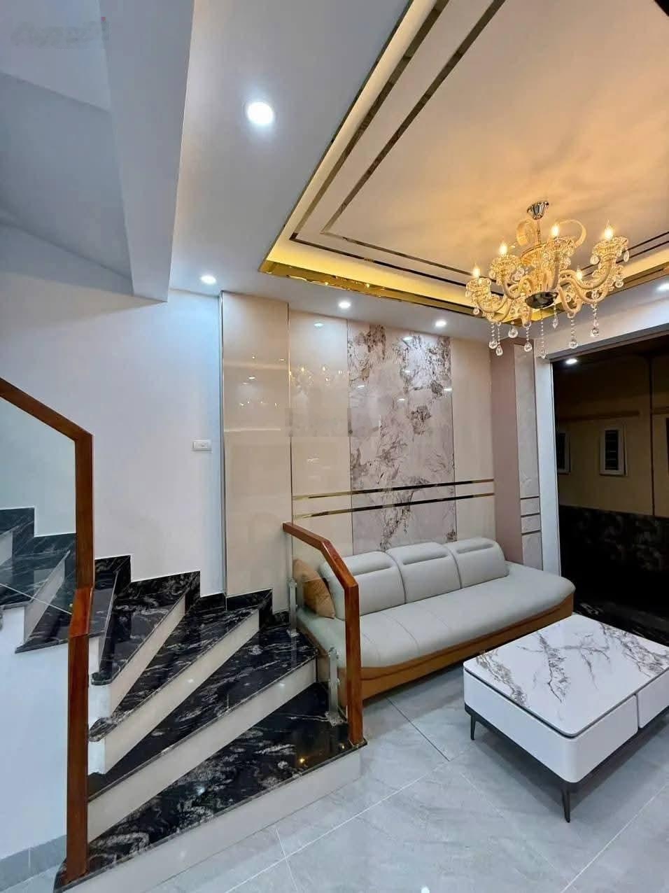 Bán nhà Đa Sỹ Hà Đông 36m, 4 tầng giá 8.999tỷ, Phân lô ô tô qua nhà. Phù hợp ở và KD VP, online.v.v