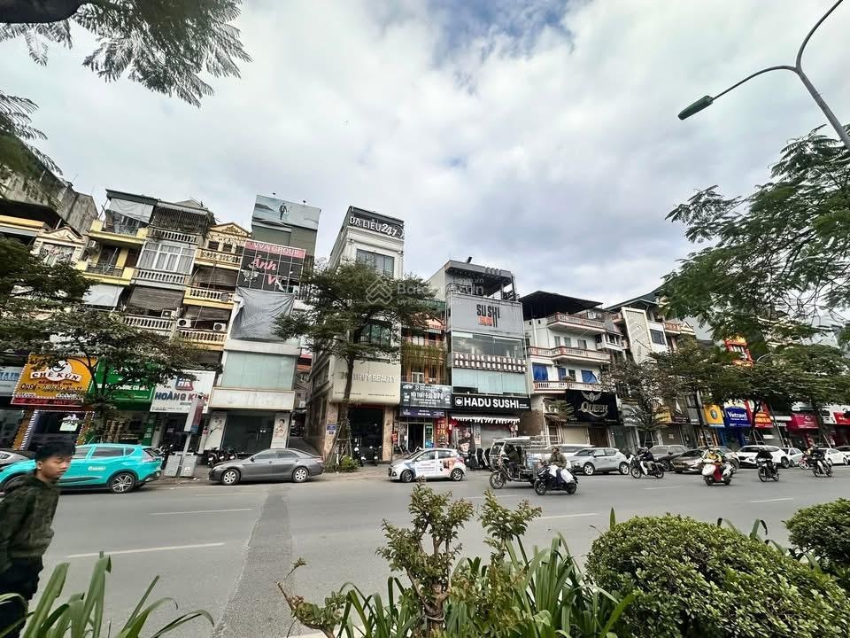 Bán siêu phẩm mặt phố lớn Xã Đàn 64 m2 7 tầng, mt 4.8m, vỉa hè đá bóng kinh doanh đỉnh