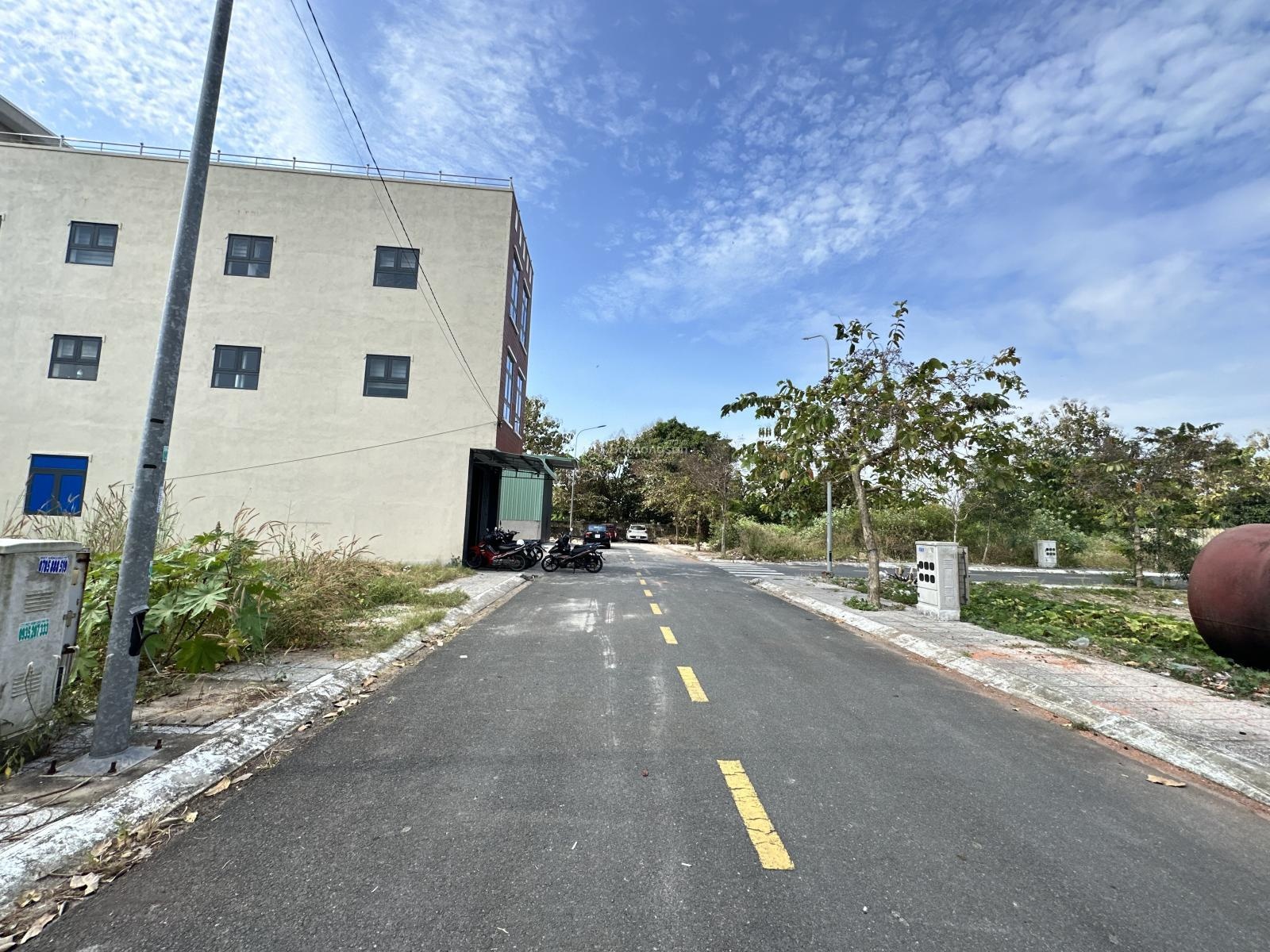 Đất mặt tiền TP.HCM -Sát cao tốc -Giá chỉ 2,5 tỷ