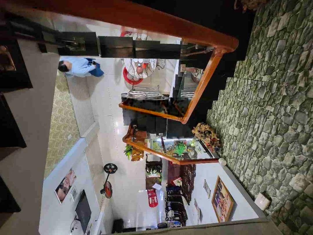 Bán gấp nhà đẹp giá rẻ ngay gần Tiểu La Hoà Cường Bắc, kinh doanh, diện tích 73,9m - 2 Tầng đẹp.