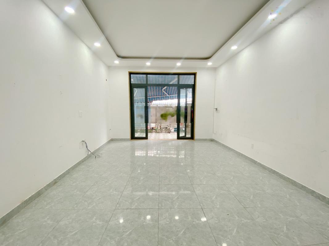 Nhà 3 tầng Trần Thủ Độ, Tân Phú 50m² ngang 5m nhỉnh 5 tỷ