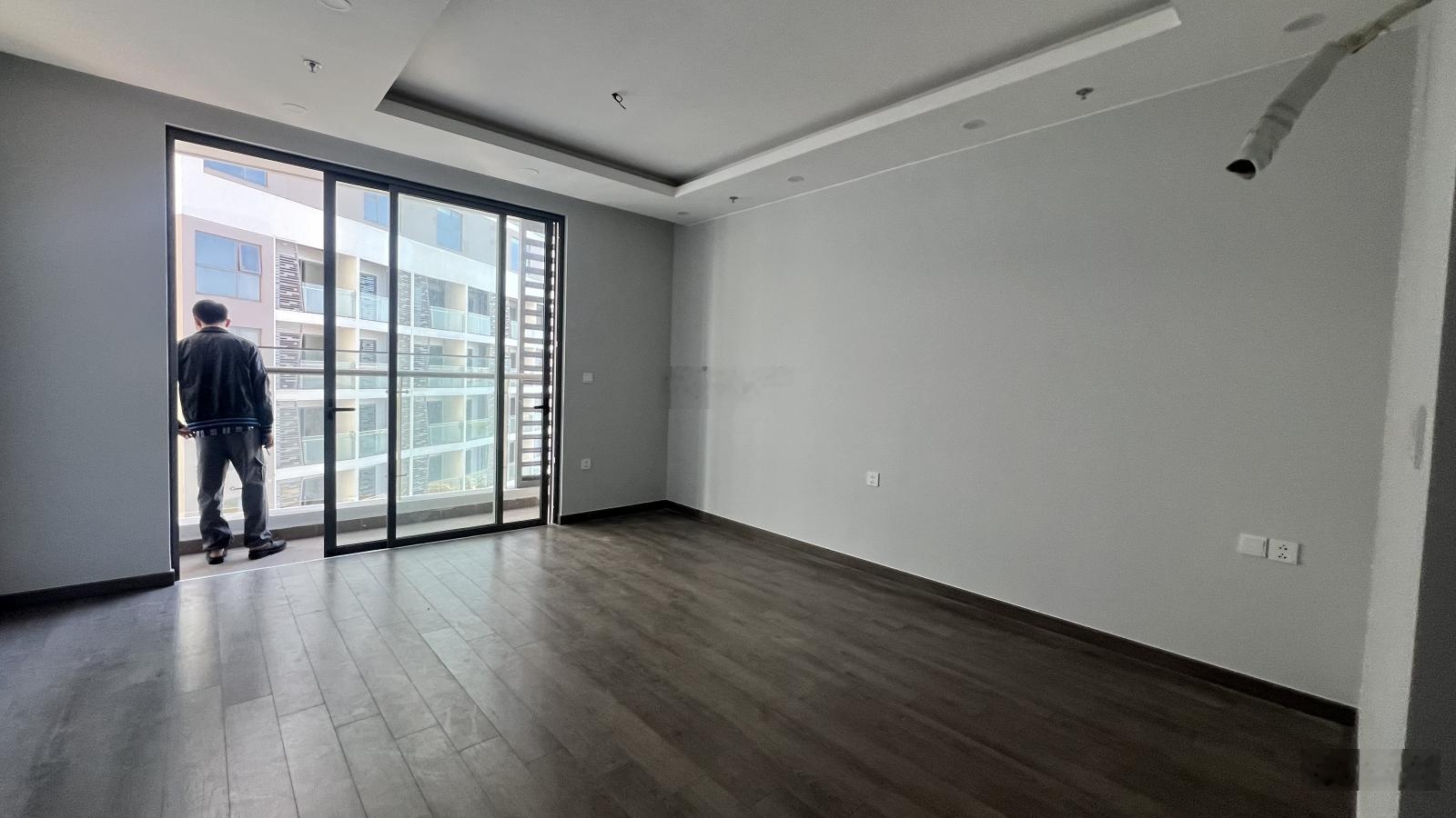 Chính chủ bán căn studio view biển mã 11 toà A tầng trung. Giá 1,1 tỷ. Liên hệ 0936915515