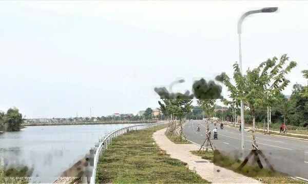 Chính chủ bán nhanh lô 100m bám hồ đẹp như hồ Tân xã, giá chỉ 3,3 tỷ vị trí thôn 6 xã hoà lạc