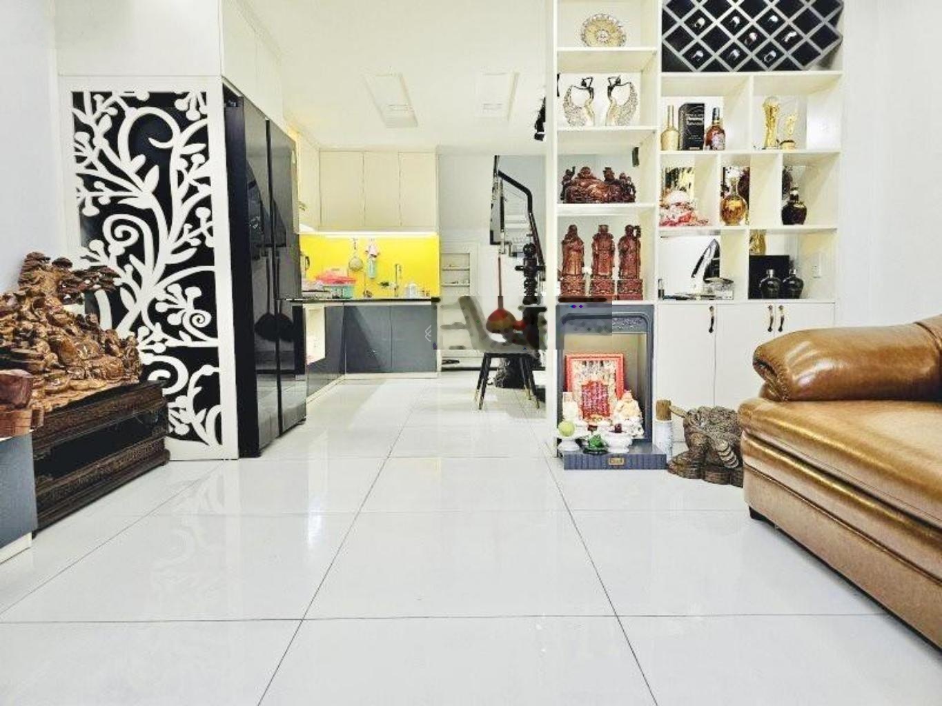 Nhà đẹp trung tâm tân bình-cách 1 căn ra mt đường-p1-gần lê văn sỹ-41m-4tầng-chỉ nhỉnh 8tỷ