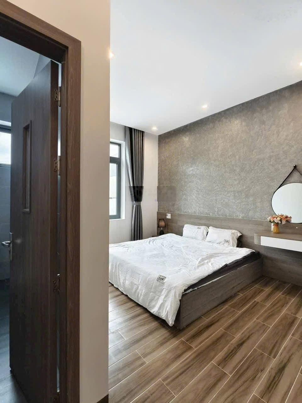 Không mua tiếc cả đời. Duy nhất 1 căn giá 1 Tỷ 850 triệu HXH 6m - diện tích 48,2m2 - 3 tầng. SHR