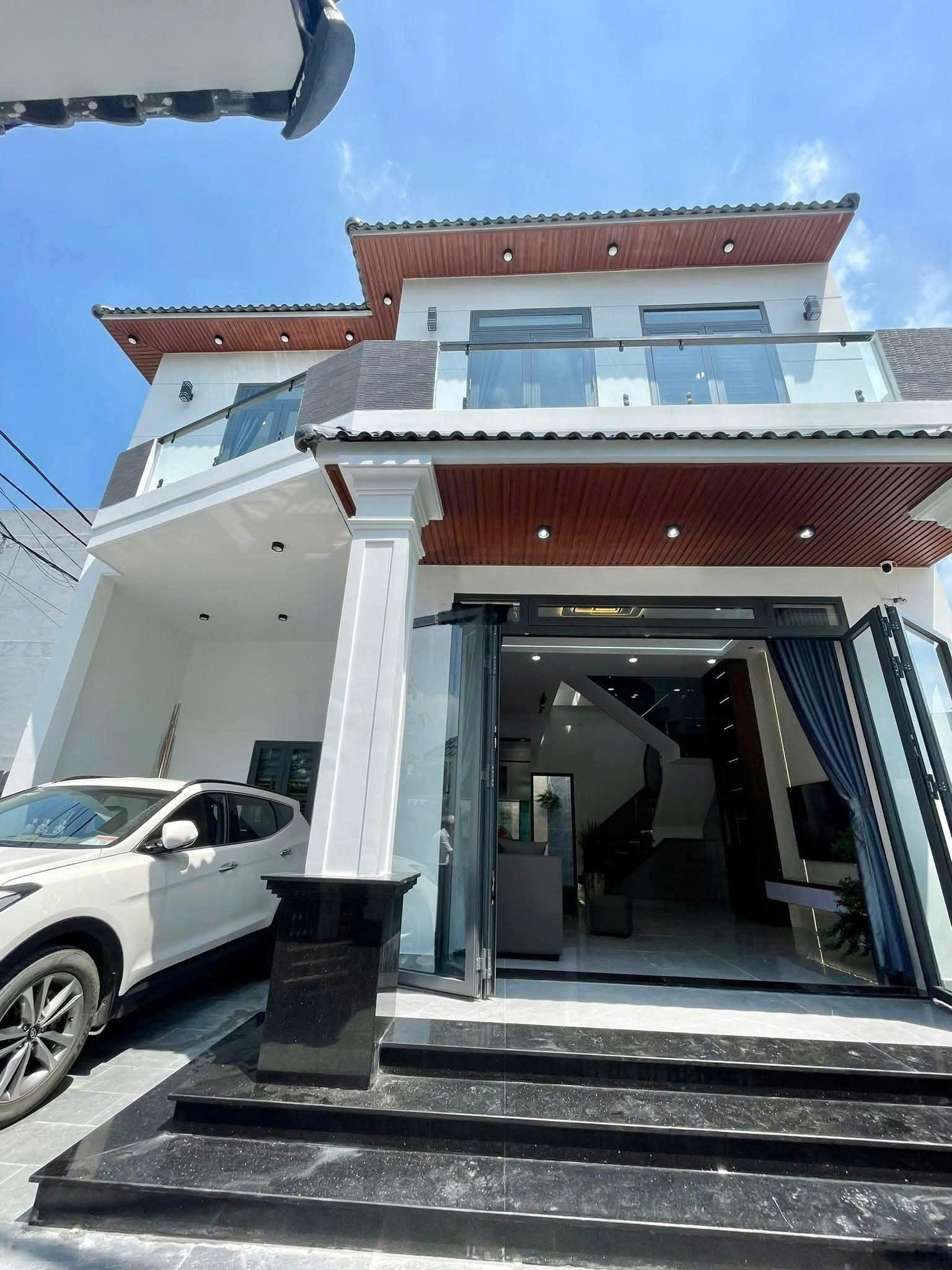 Biệt Thự Mini 10MX14M. 1 Trệt 1 Lầu Góc 2MT Đường 8m Nguyễn Thị Thảnh, Hóc Môn. Giá 6.690 Tỷ