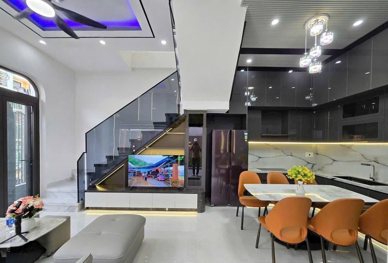 Nhà 2 Tầng 2 Mê. Xây Kiểu Villar Mini. - Kiệt 283/.. TÔN ĐẢN - An Khê Sau Nhà Mặt Tiền