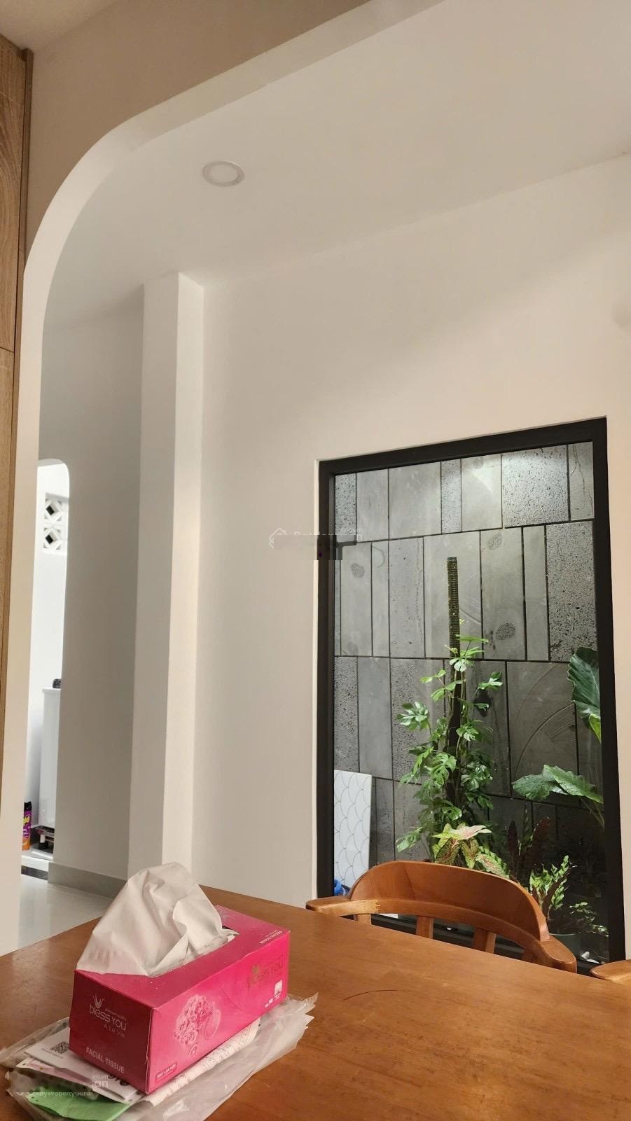 Nhà full NT ngay Emart Phan Huy Ích DT 55m2 Giá chào 5,6 tỷ oto đổ cổng 1 sẹc đẹp xem ngay